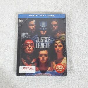 Justice League Limited Edition featuring Blu-Ray, DVD & Digital code